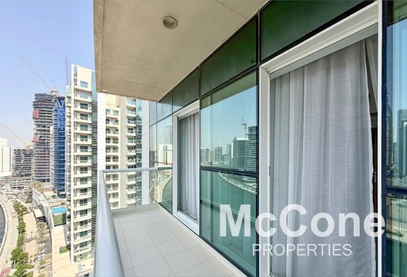12 Cheques | Canal View | High Floor | Hot Deal