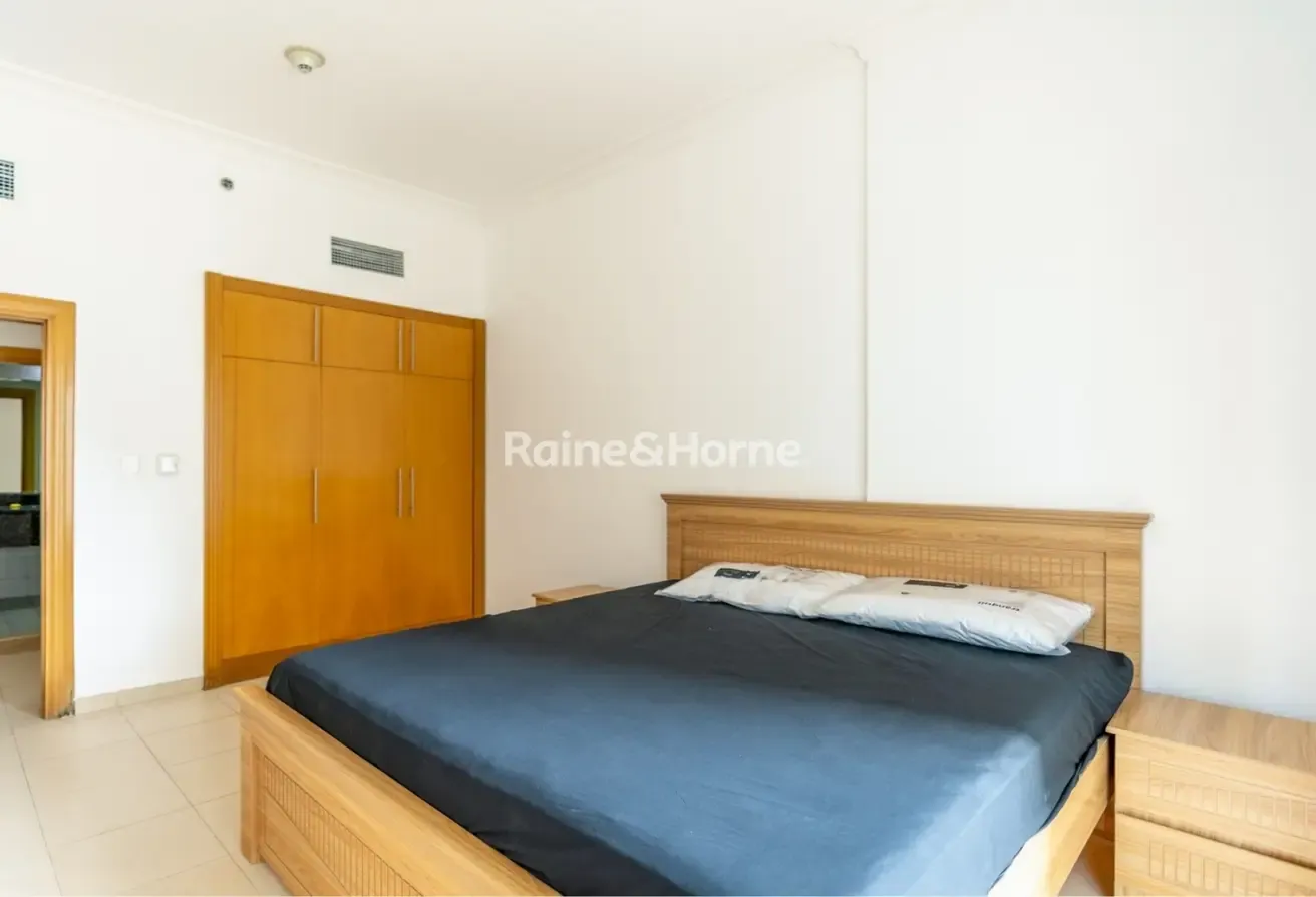Furnished 1-BR | Canal and City Views I Vacant