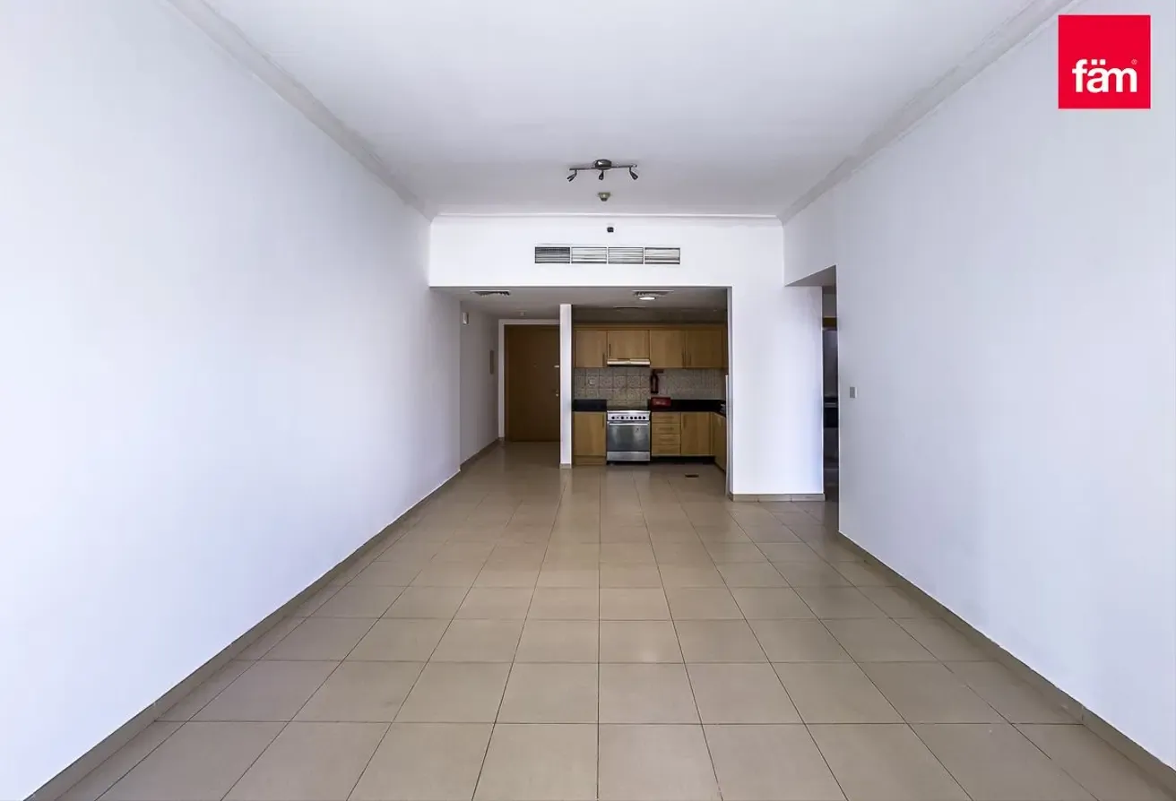 Canal View | Spacious | Unfurnished