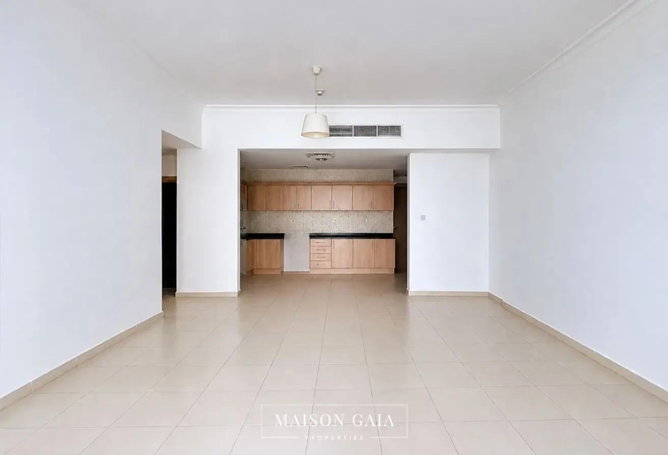 Water Canal View | Spacious Layout | 859 SqFt