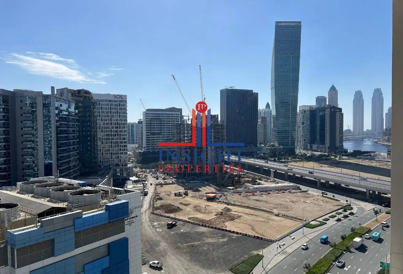 UNFURNISHED | 1 B/R APT | COMMUNITY VIEW