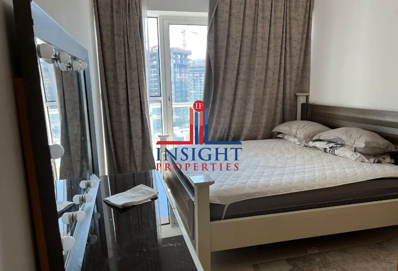UNFURNISHED | 1 B/R APT | COMMUNITY VIEW