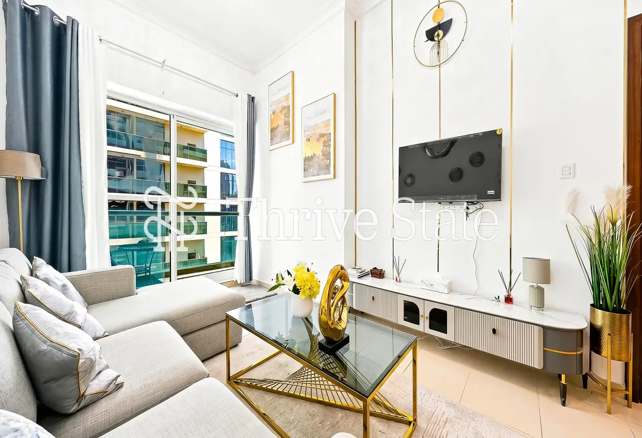 Vacant Now | Fully Furnished | Up to 4 Cheques