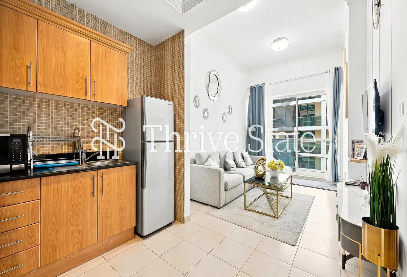Vacant Now | Fully Furnished | Up to 4 Cheques