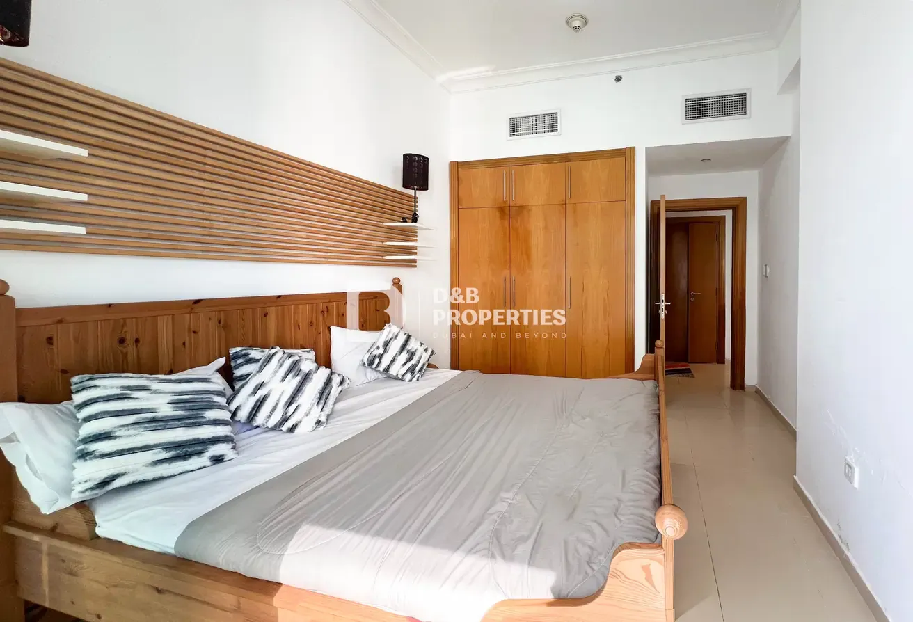 Canal View | Fully Furnished | Vacant