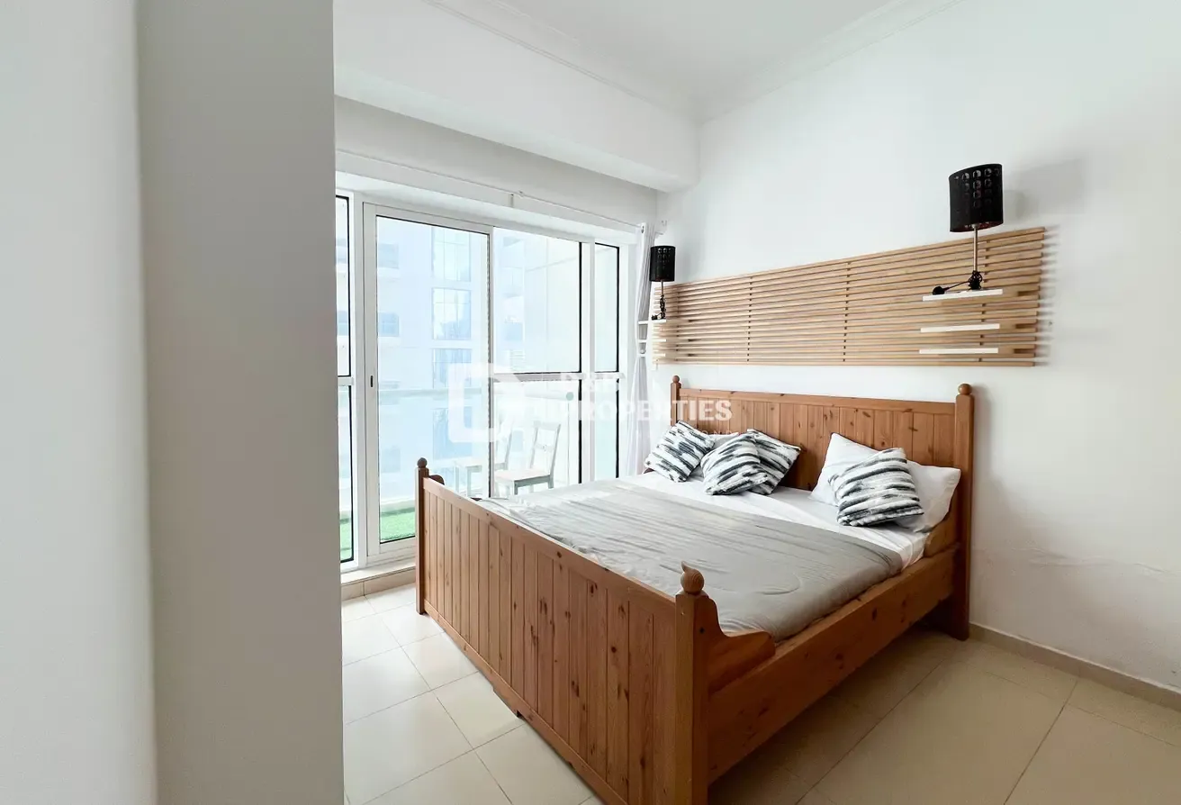 Canal View | Fully Furnished | Vacant