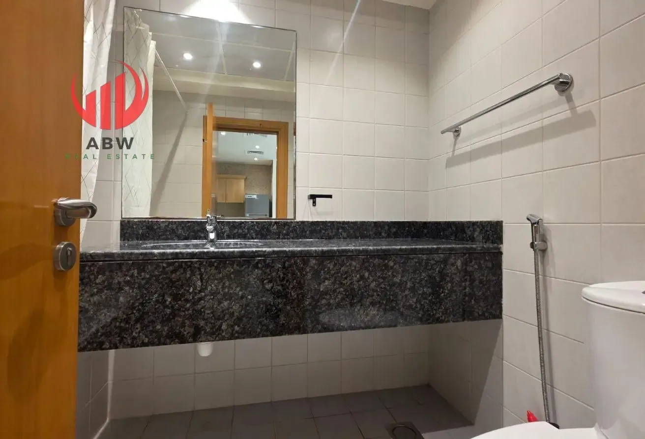 City & Canal View | Fully Renovated | High Floor