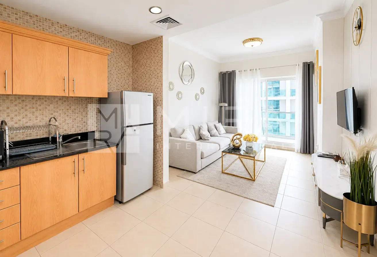 Furnished | Burj khalifa & Canal View | Vacant
