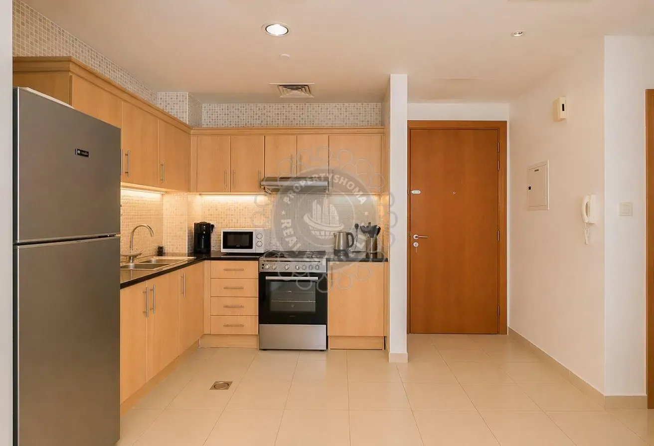 Bright 1BR Apartment | Canal View | Vacant
