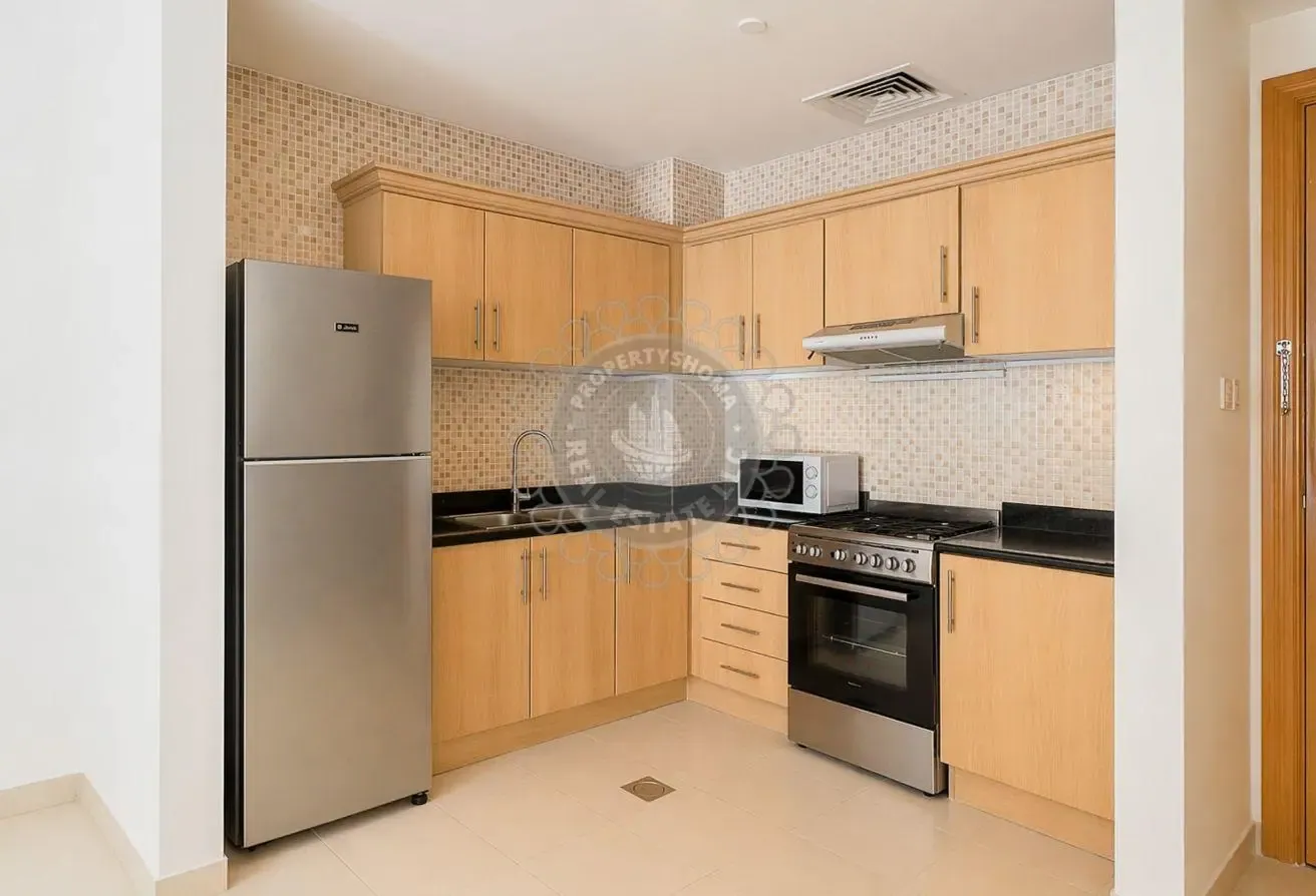 Bright 1BR Apartment | Canal View | Vacant
