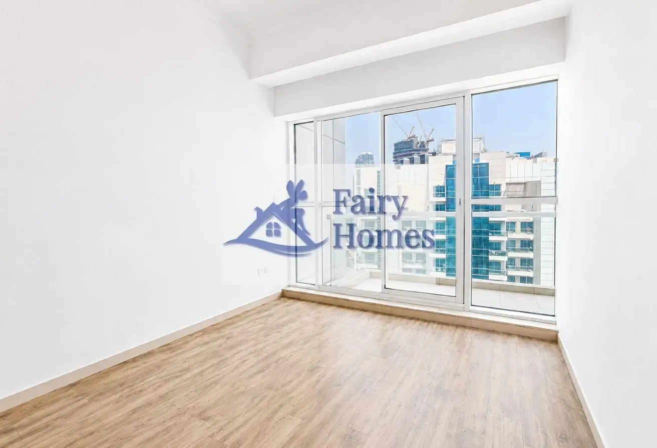 Bright 2BR Apartment | Business Bay & Canal View |