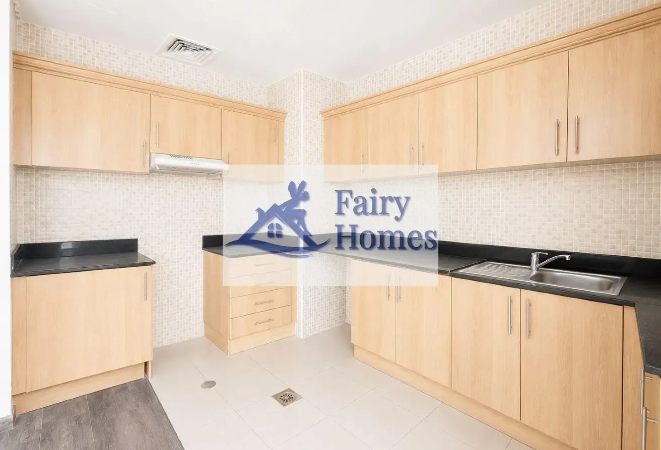 Bright 2BR Apartment | Business Bay & Canal View |