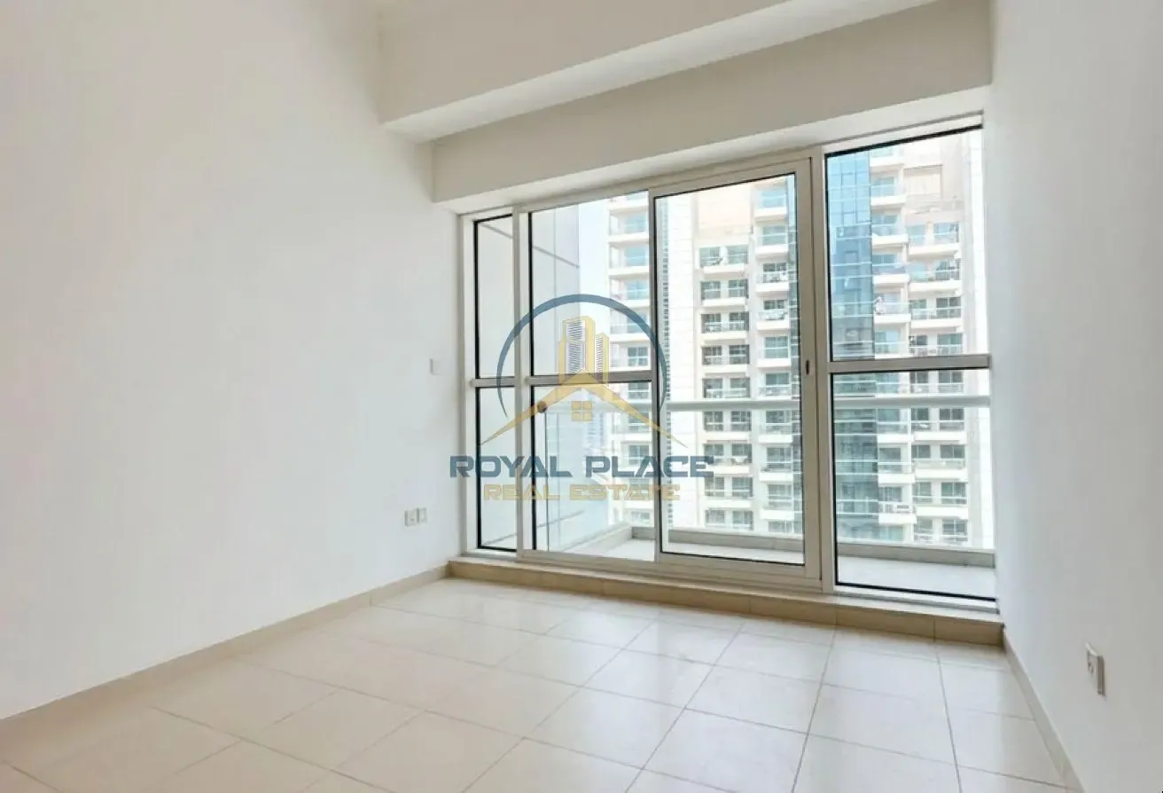 1 BR Apartment in Business Bay with Balcony