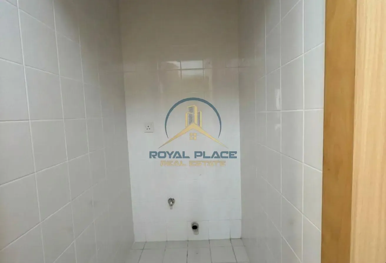 1 BR Apartment in Business Bay with Balcony