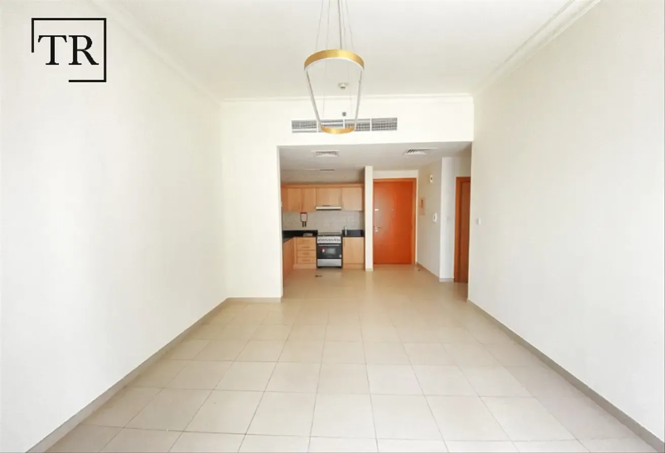 Elegant Finishes | Scenic Canal Views | Upto 6chqs