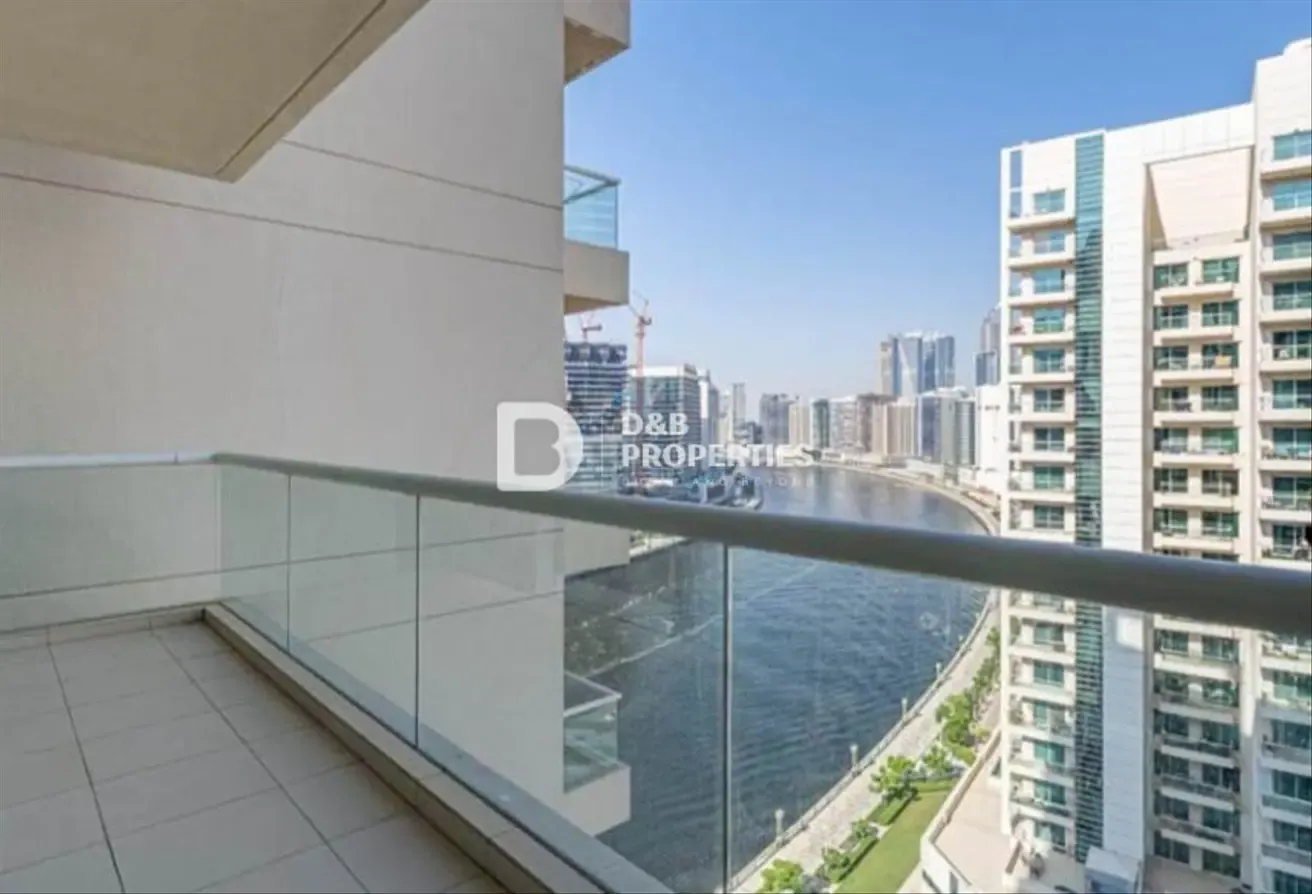 Spacious 1BR | Mayfair Residency | Business Bay