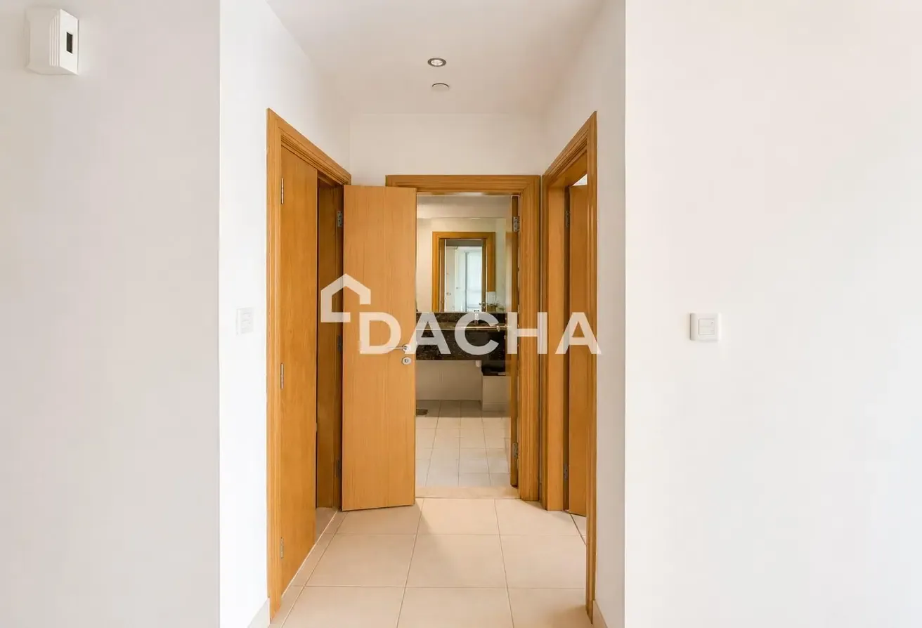 Mayfair 1BR | Burj and Canal view | 614 SqFt