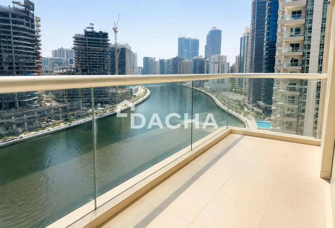 Mayfair 1BR | Burj and Canal view | 614 SqFt