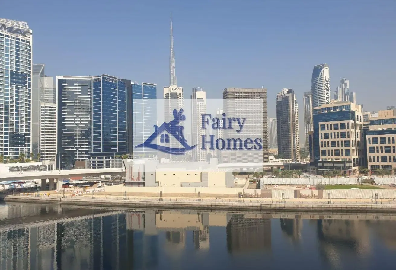 Full Canal & Burj Khalifa View | 1BR Apartment