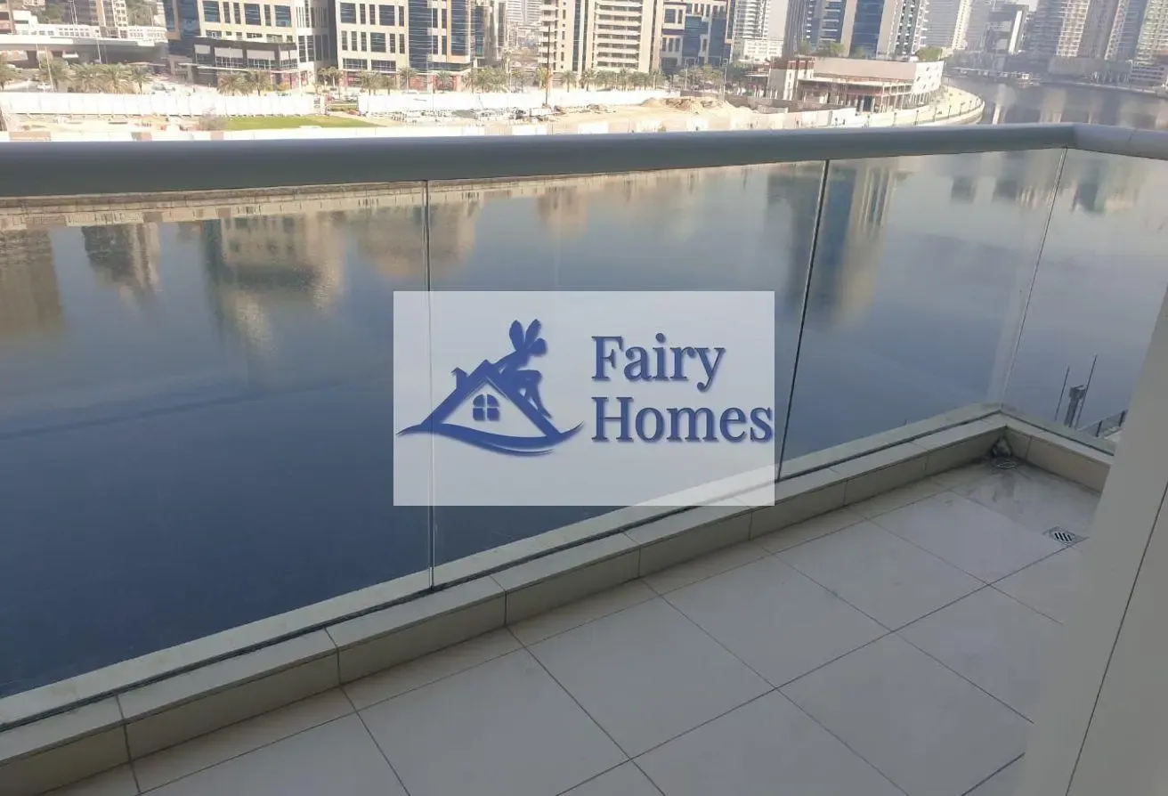 Full Canal & Burj Khalifa View | 1BR Apartment