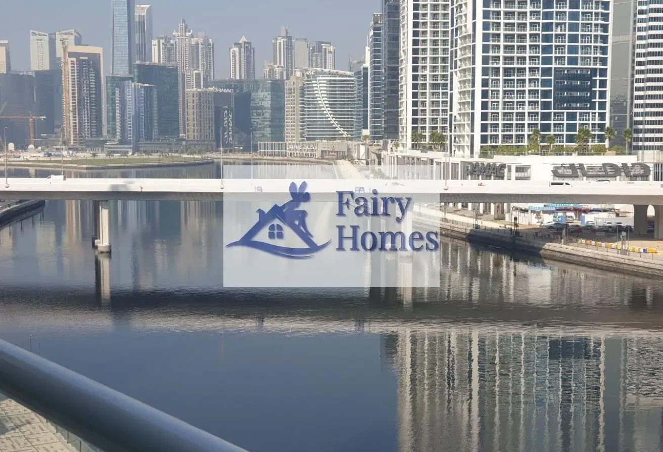 Full Canal & Burj Khalifa View | 1BR Apartment