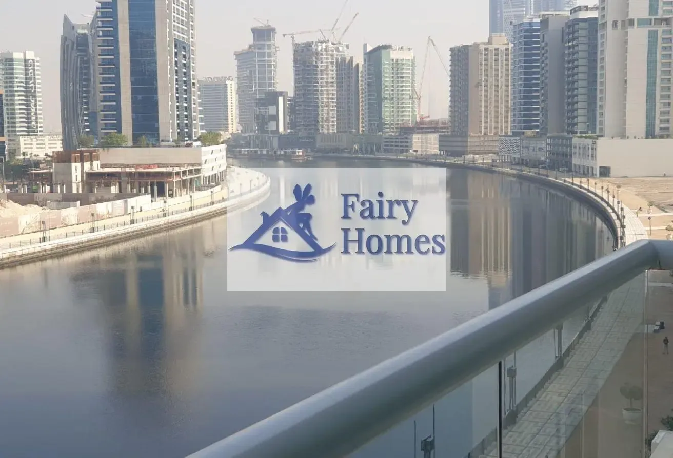 Full Canal & Burj Khalifa View | 1BR Apartment