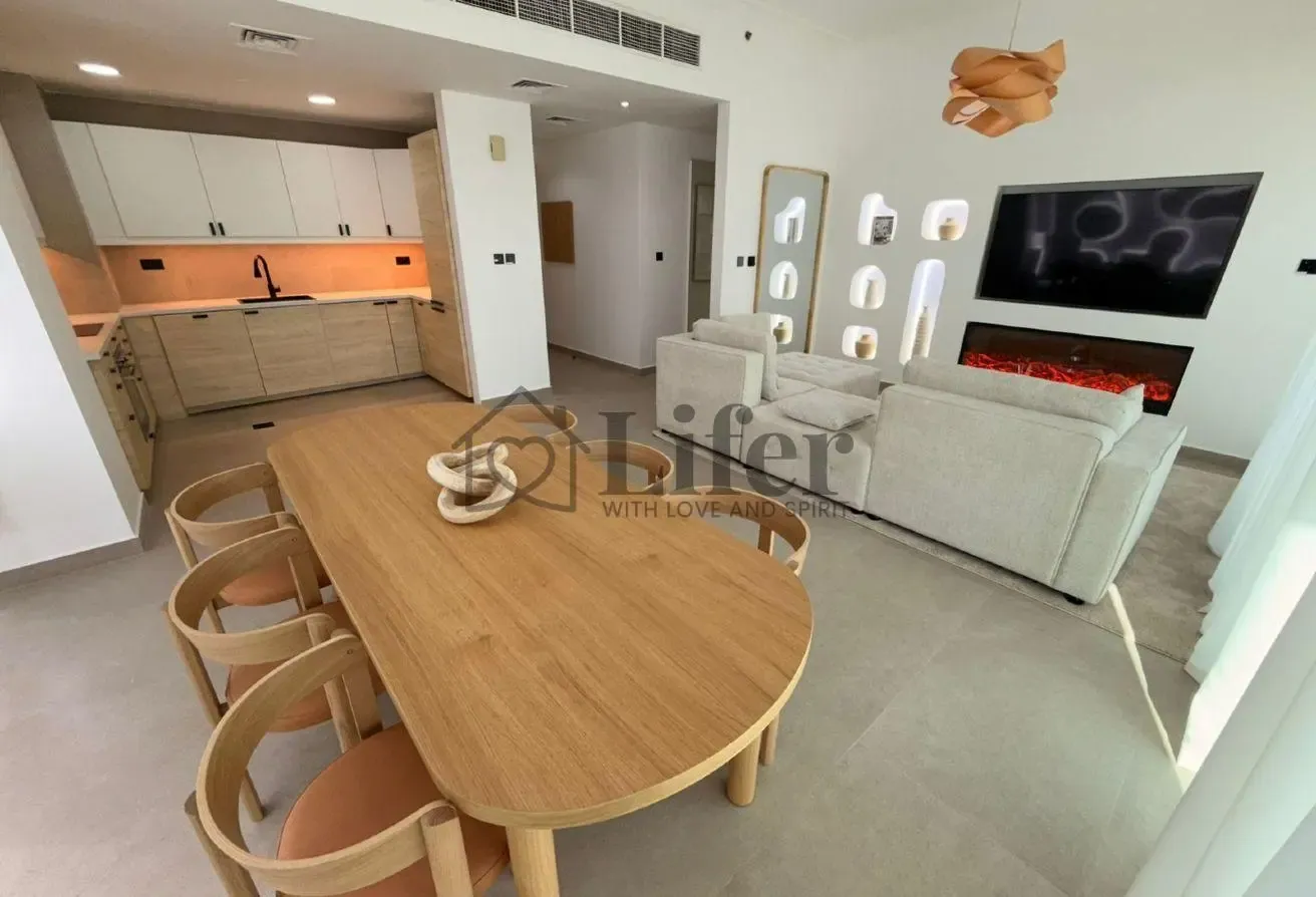 Spacious 3 Bed's Apartment | Business Bay | 150K