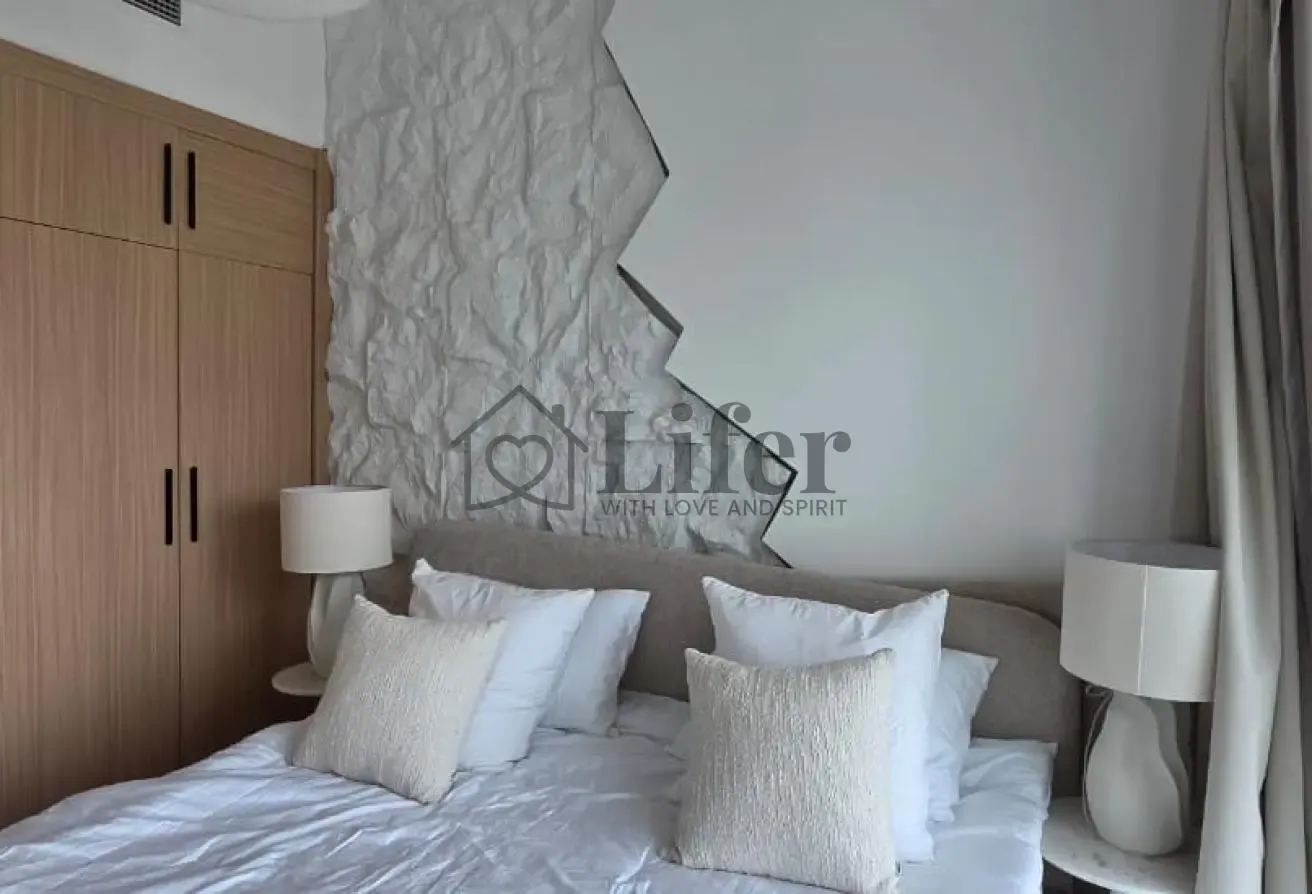 Spacious 3 Bed's Apartment | Business Bay | 150K