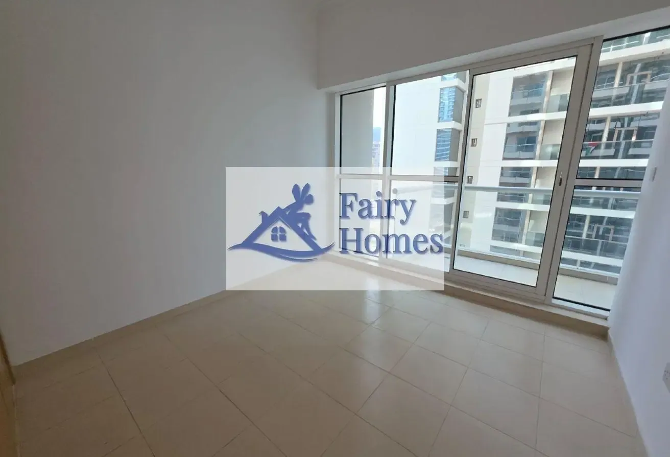 Canal View 1BR | Balcony | Mayfair Residency