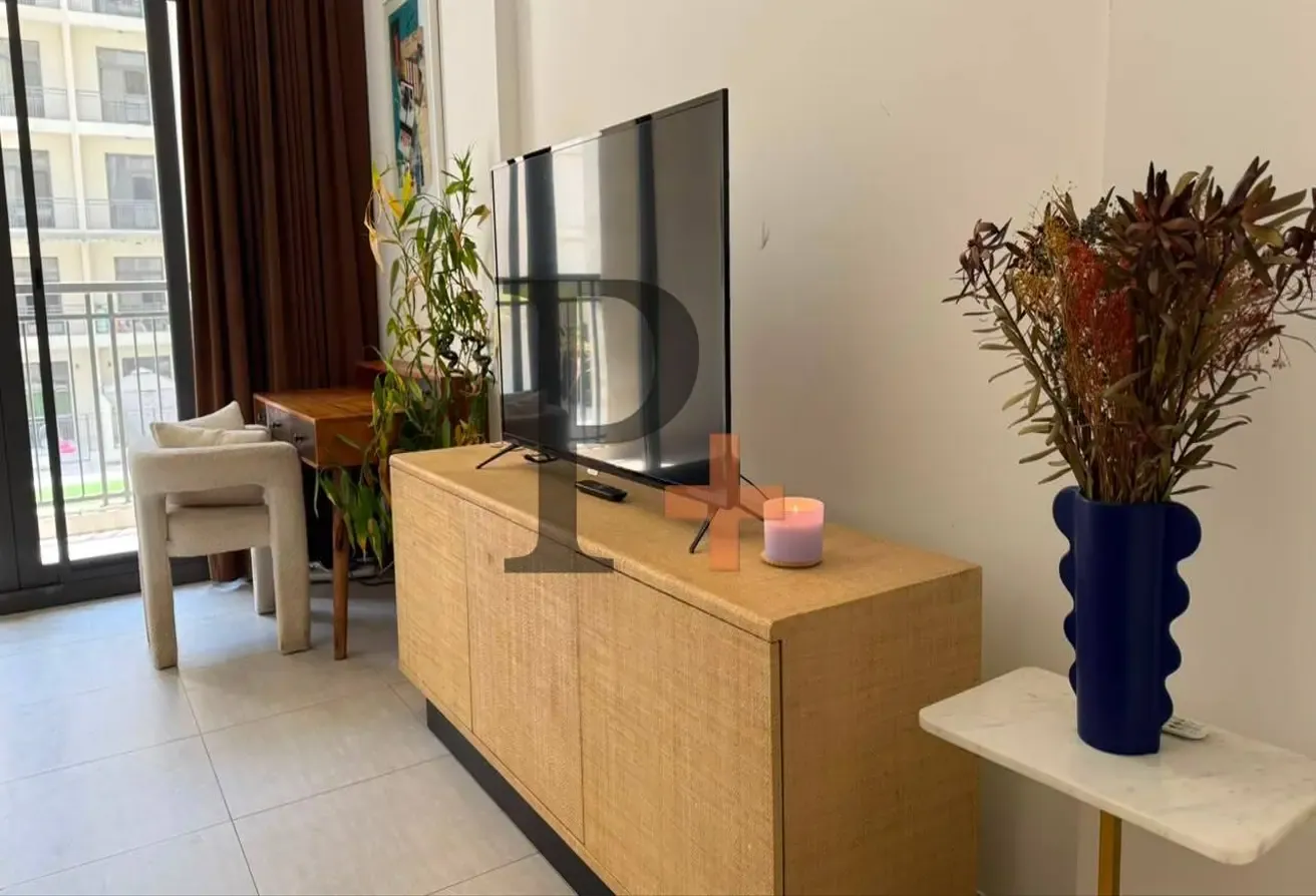 Prime Central Park Location | Furnished 1BR | Pool & Park View