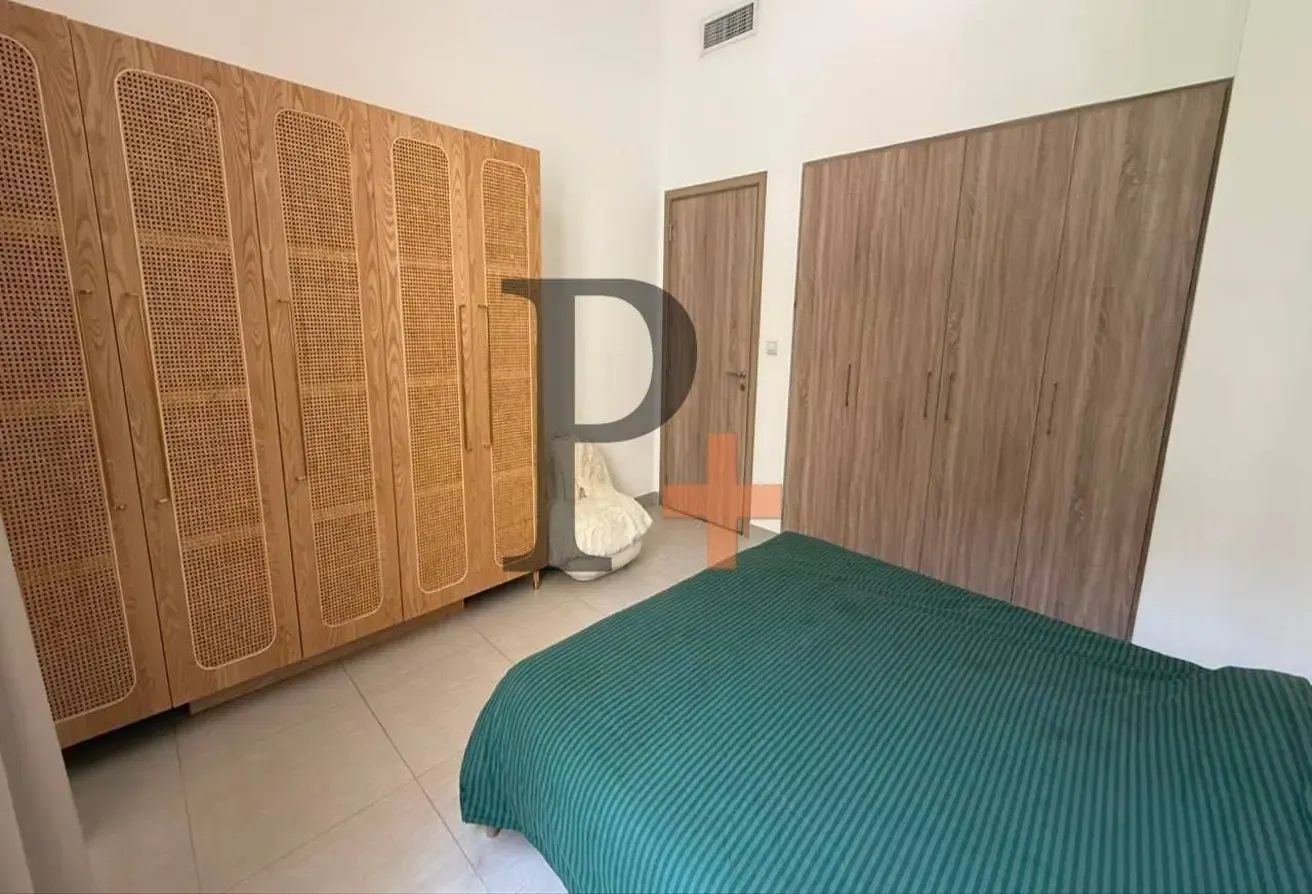 Prime Central Park Location | Furnished 1BR | Pool & Park View