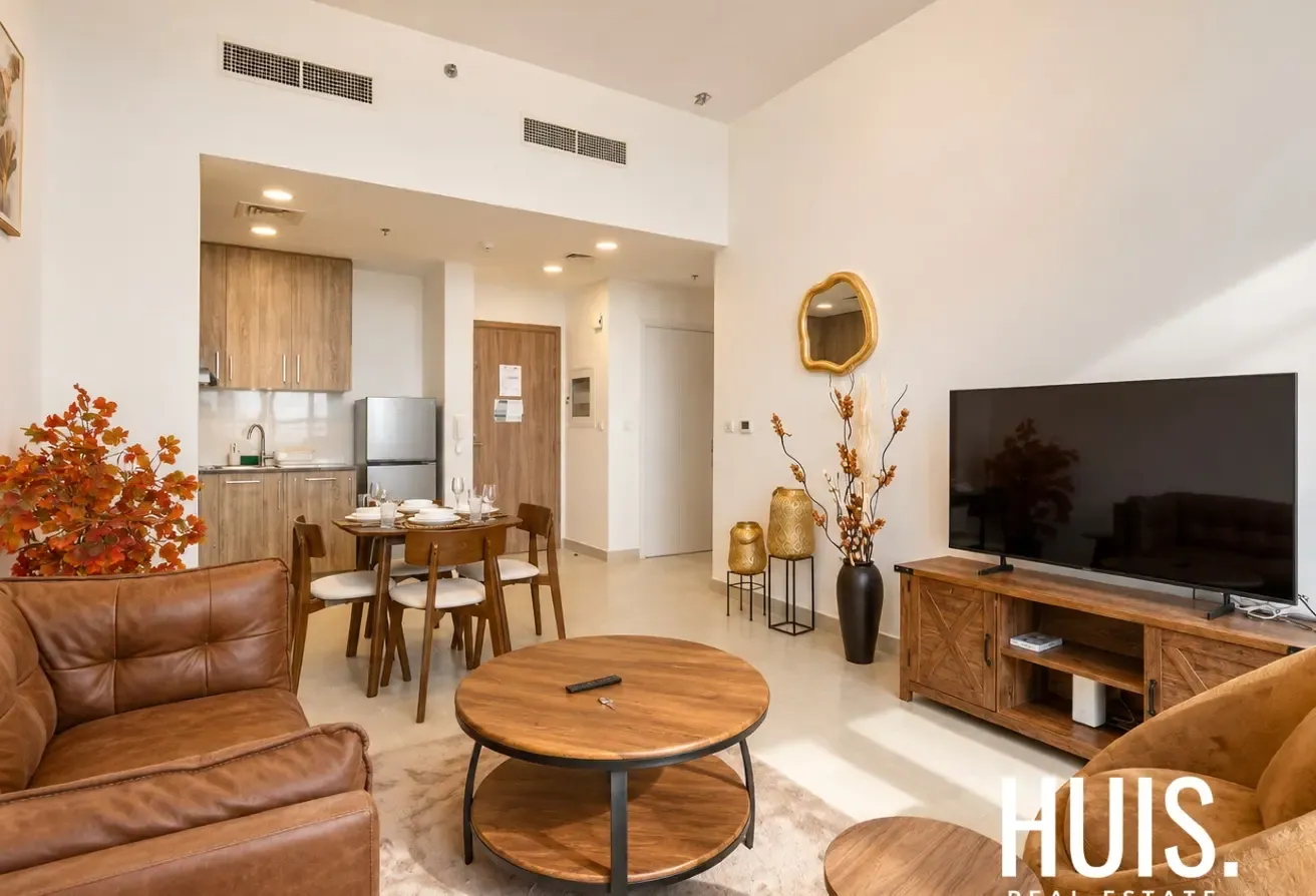Premium 1 Bedroom |Next to Central Park |Pool View