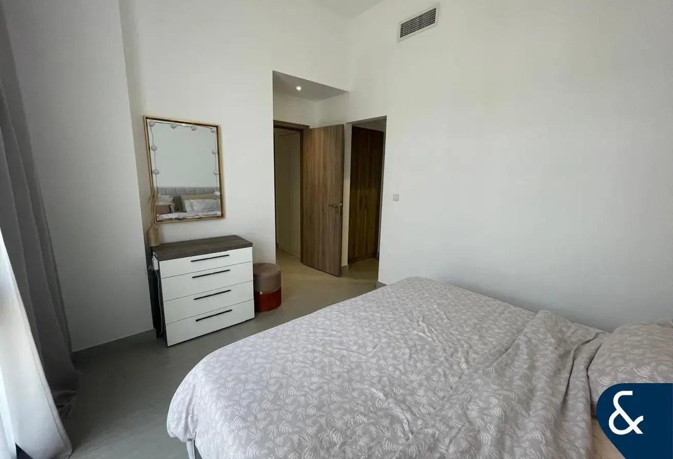 Furnished | Pool View | Available 21st Aug