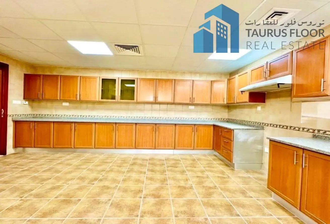 Spacious 3BHK Villa |Maid’s Room |Prime Location