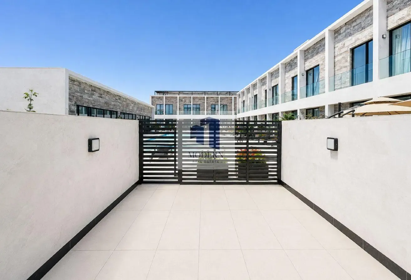 Luxury Compound Villa | Top Facilities | Massive
