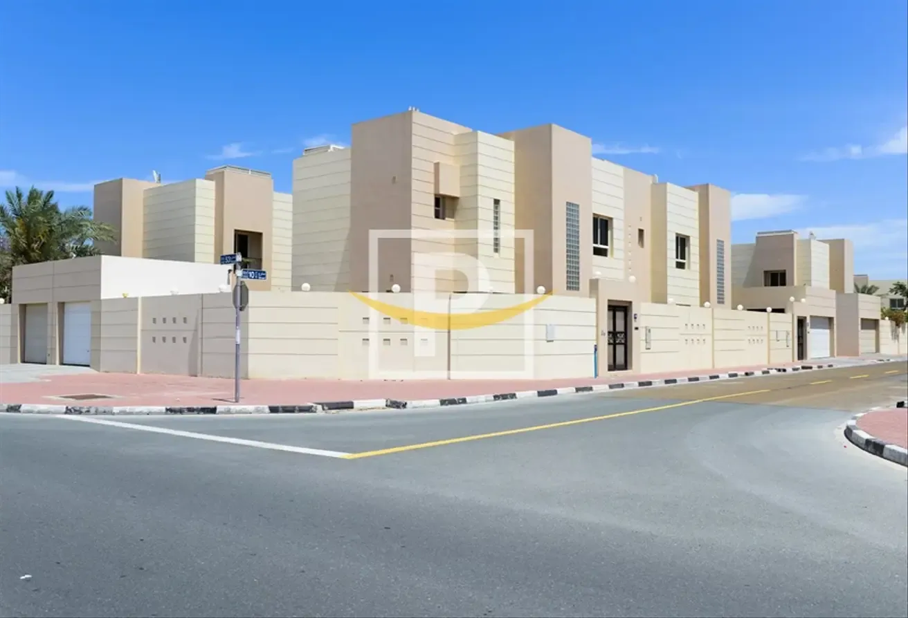 Prestigious 3BR Villa | All Ensuite | Maid's Room