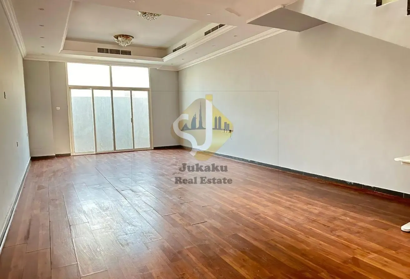 3BR Family Villa in Community Near Wasl Park