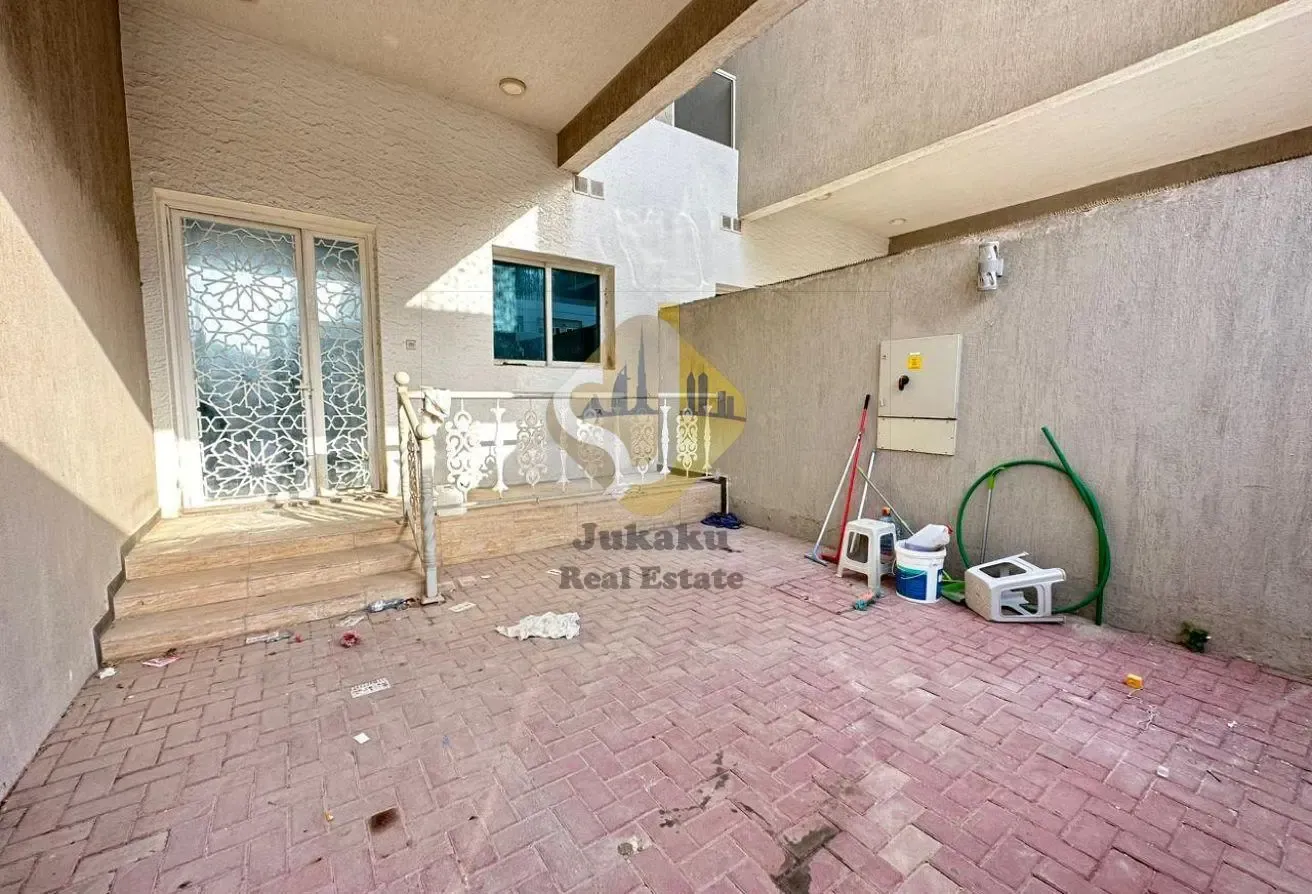 3BR Family Villa in Community Near Wasl Park