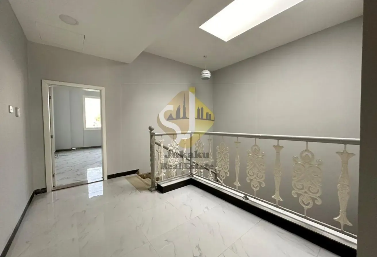 3BR Family Villa in Community Near Wasl Park