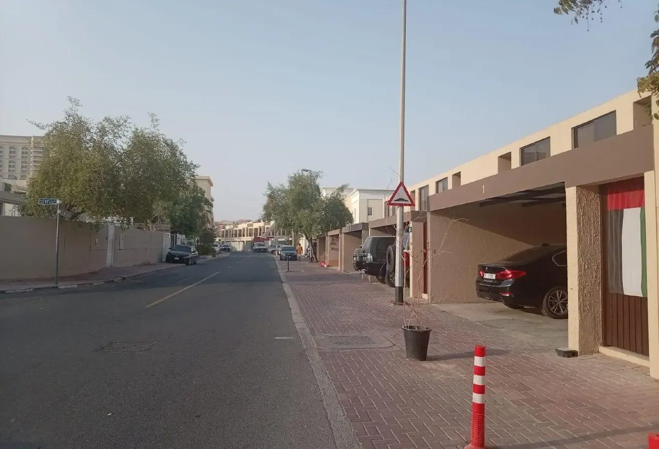 Spacious 3 Bedroom Family Villa in Al Badaa