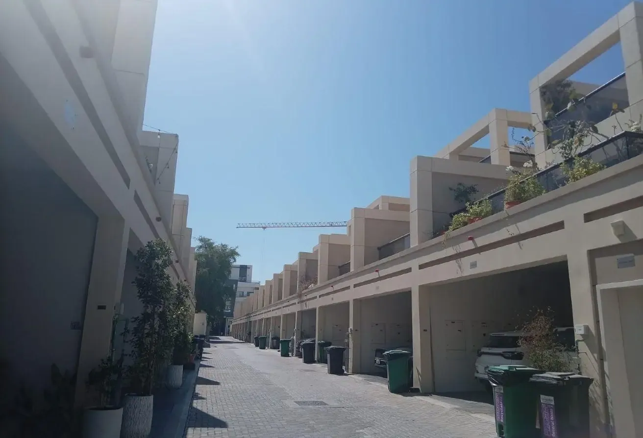 Spacious 3BR Villa with Garden in Al Badaa