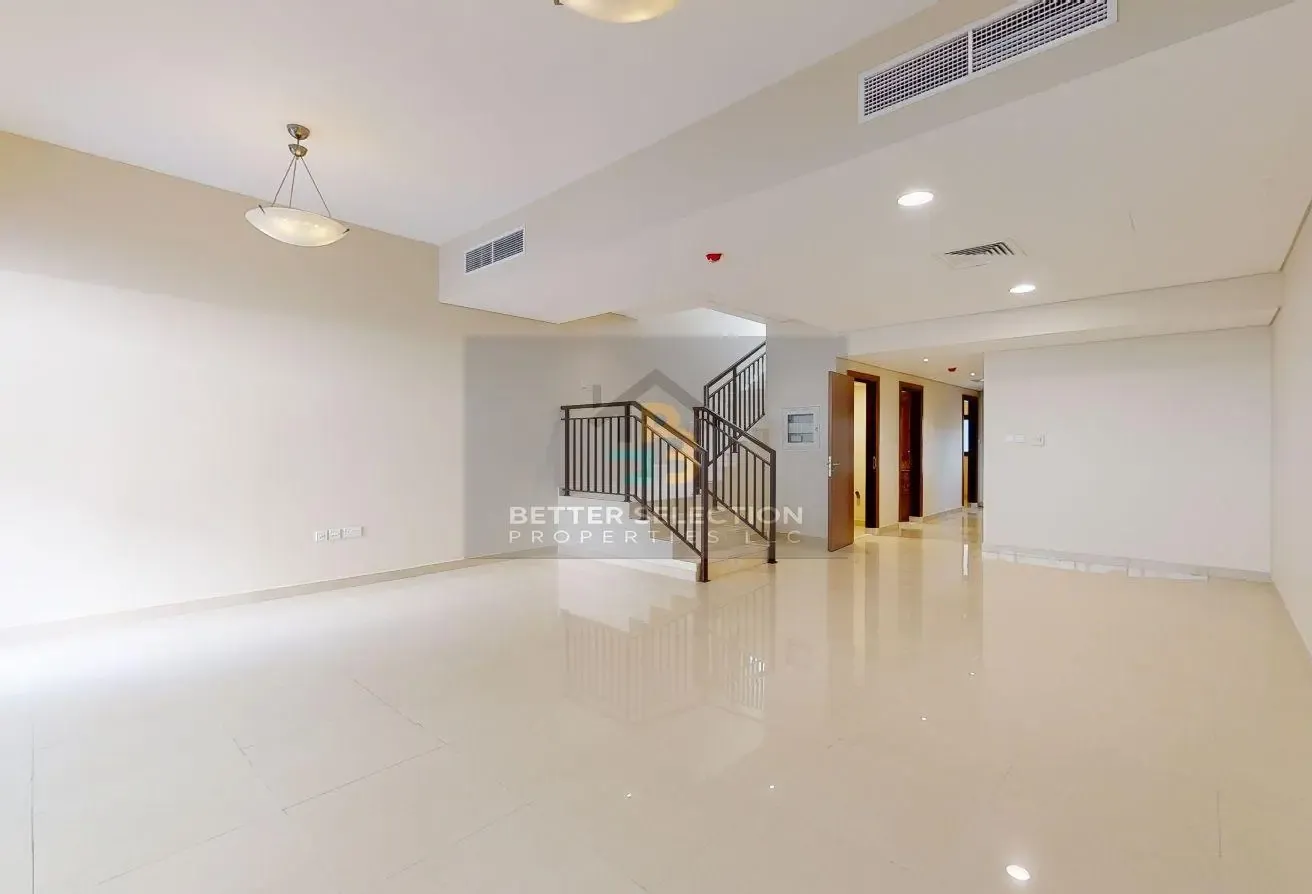 Best Rent Offer | 3Beds+ Maid |5 Minutes To Beach