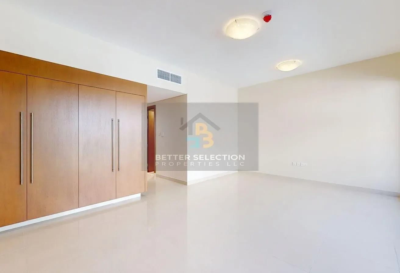 Best Rent Offer | 3Beds+ Maid |5 Minutes To Beach