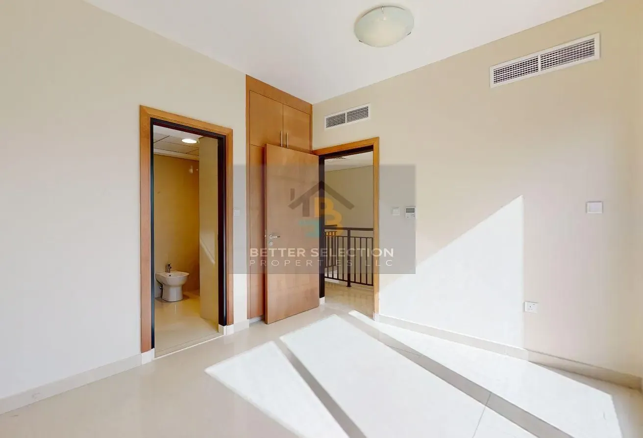 Best Rent Offer | 3Beds+ Maid |5 Minutes To Beach