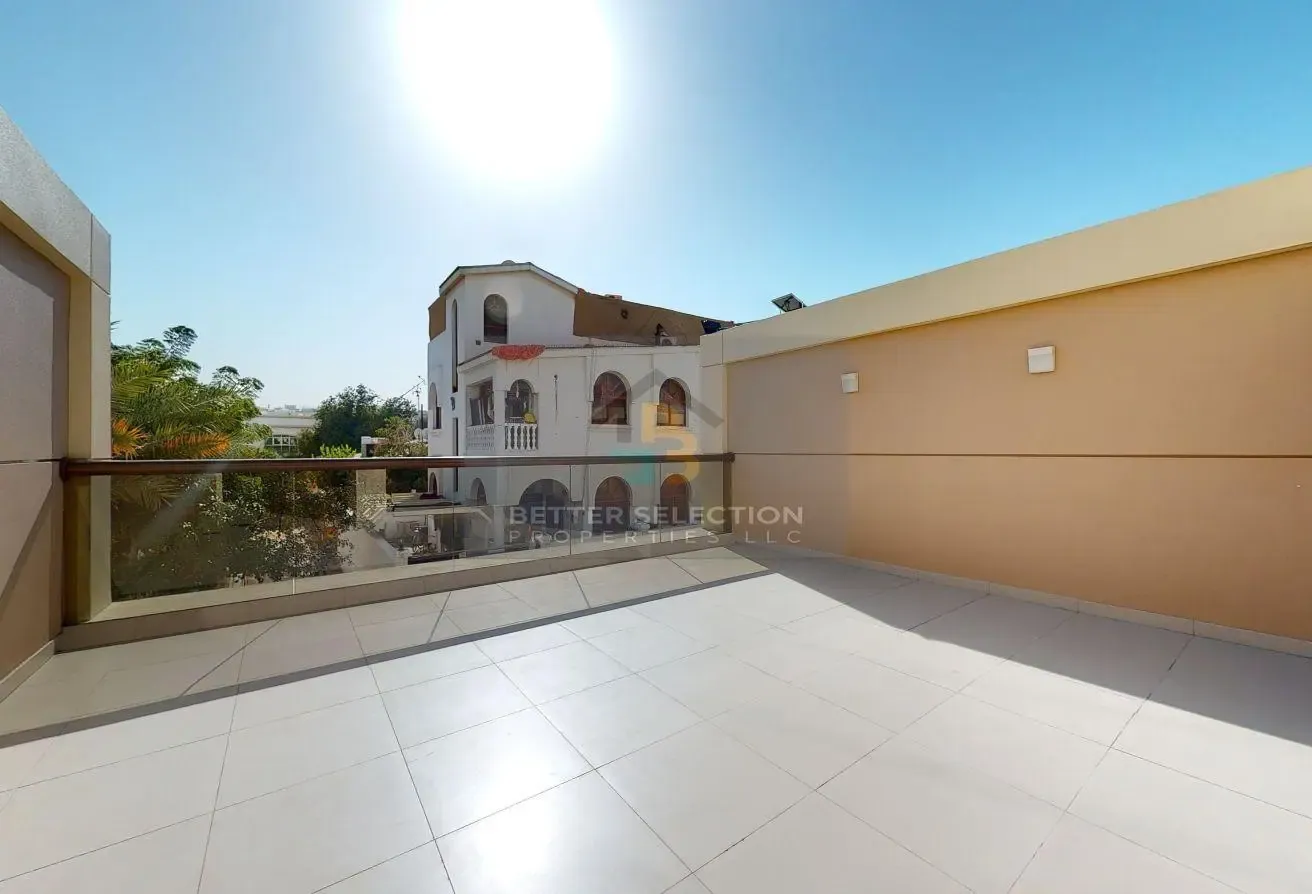 Best Rent Offer | 3Beds+ Maid |5 Minutes To Beach