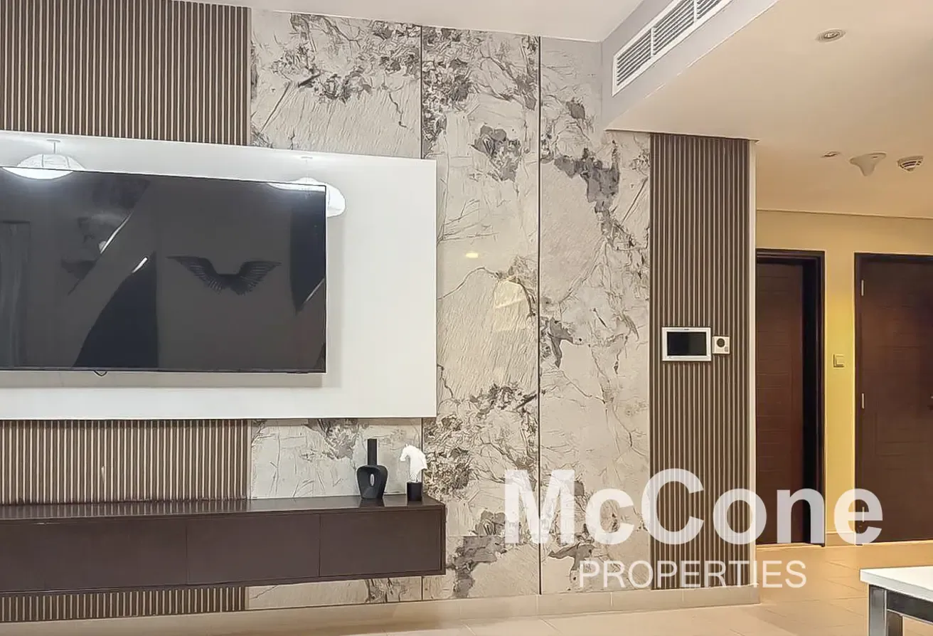 Canal View | Upgraded | Premium Furniture