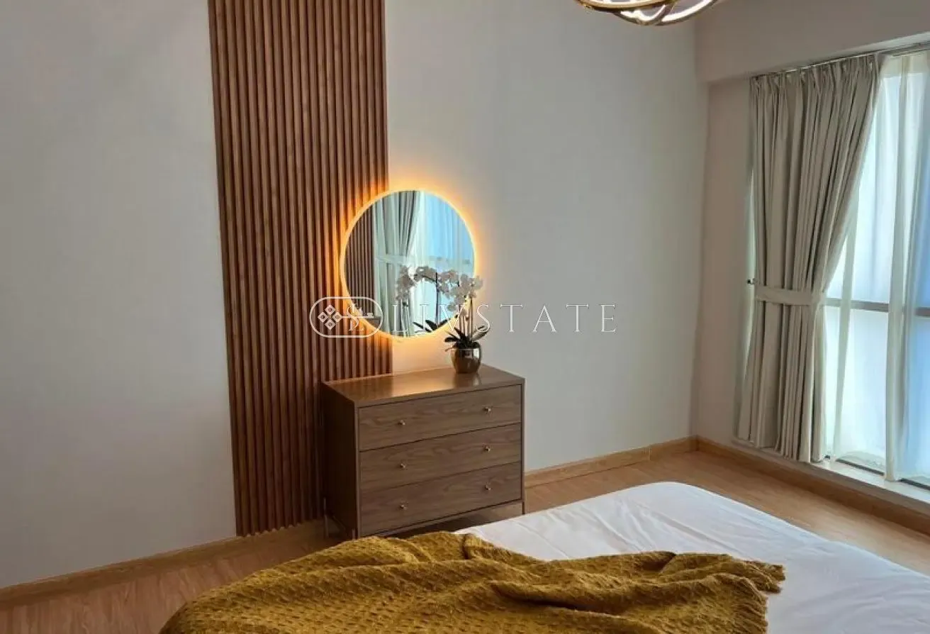 Upgraded | Middle Floor | Rare Large Layout