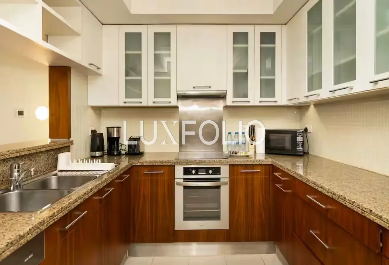 Fully Furnished | Spacious | Vacant