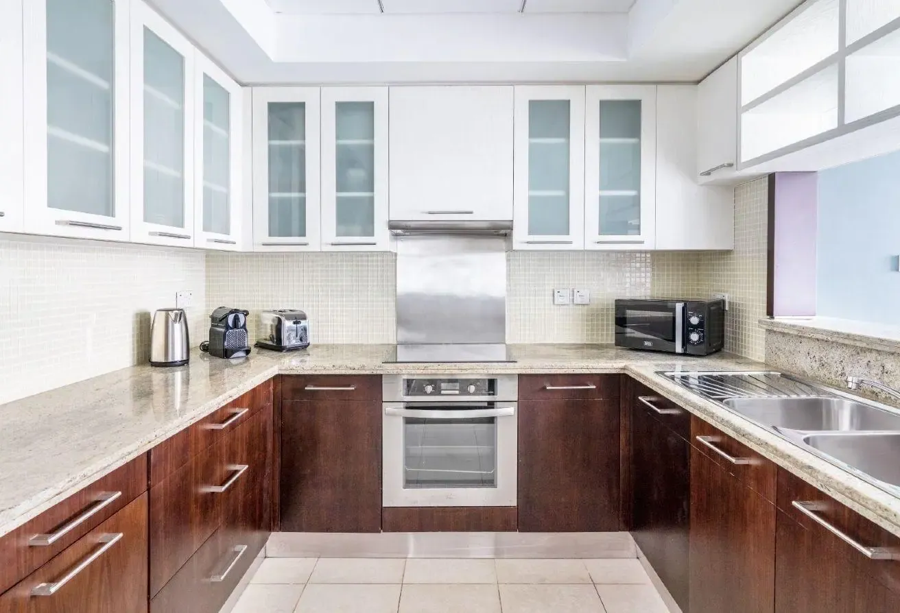Downtown City Views | Spacious | Prime Location