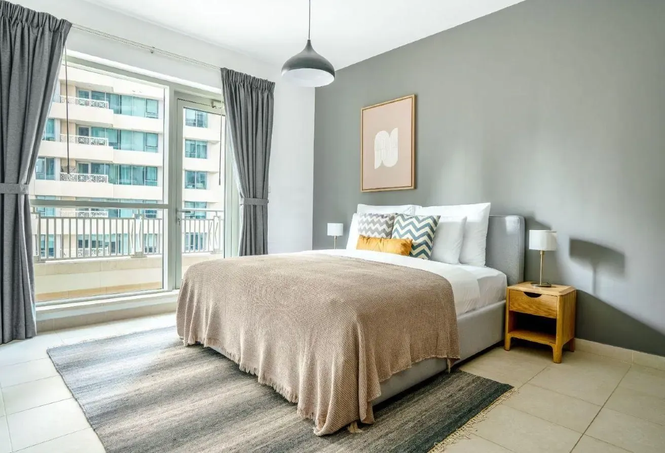Downtown City Views | Spacious | Prime Location